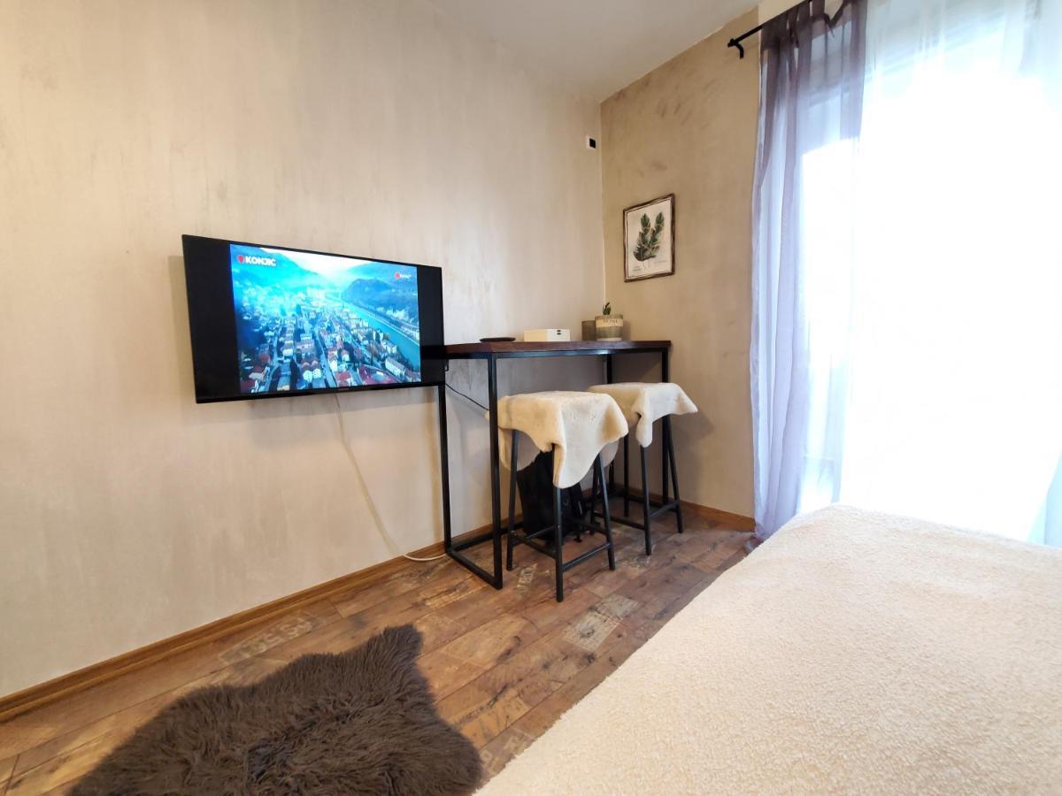 Sleep And Drive Cosy Apartment SJJ Exterior photo