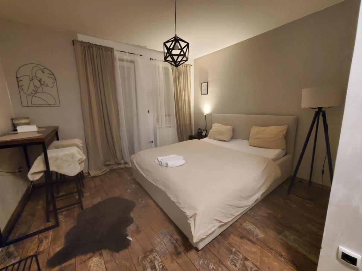 Sleep And Drive Cosy Apartment SJJ Exterior photo