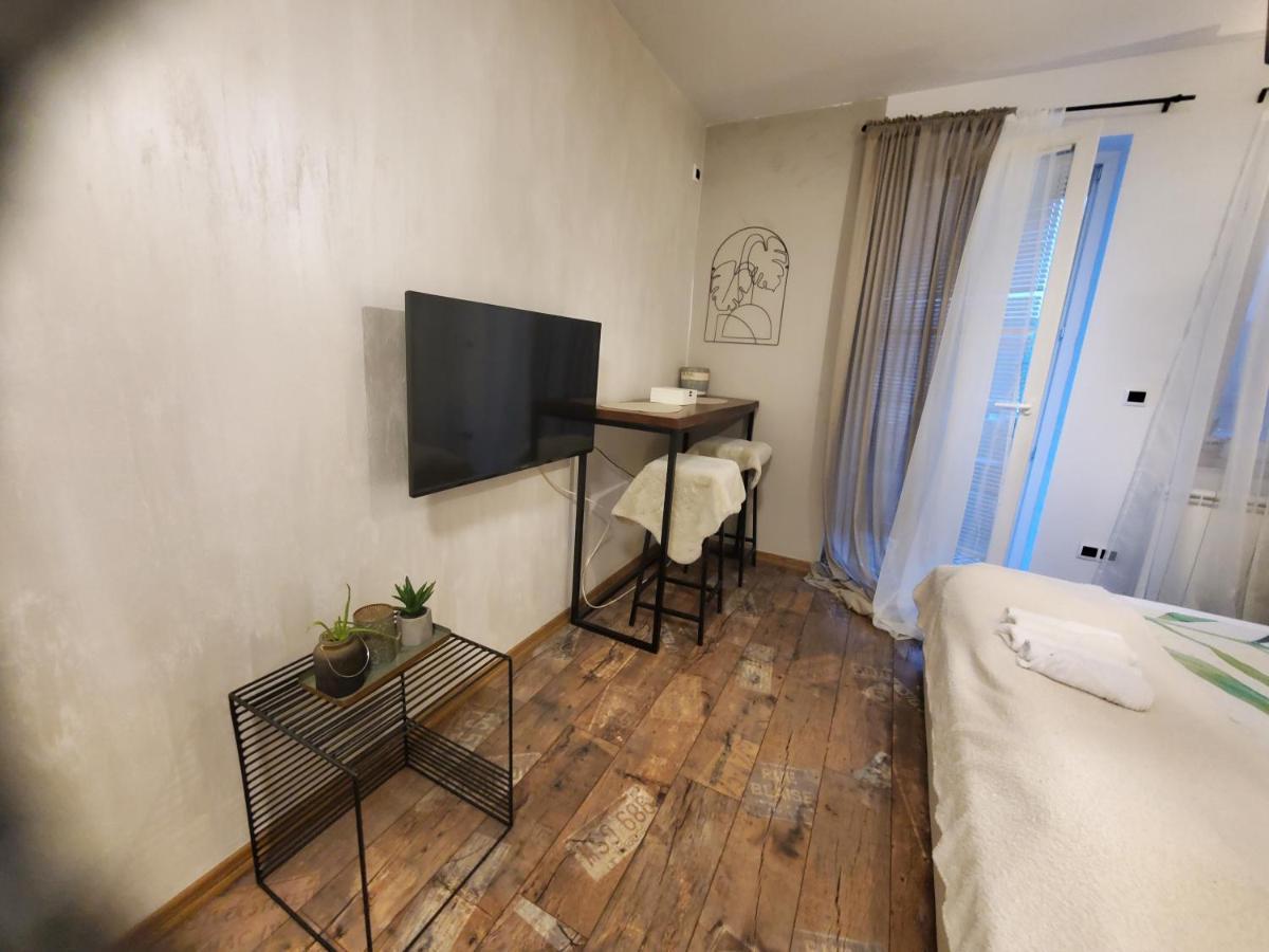 Sleep And Drive Cosy Apartment SJJ Exterior photo